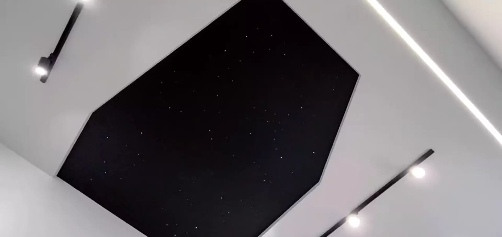 Энгельс, улица Волоха, 12, фото 1